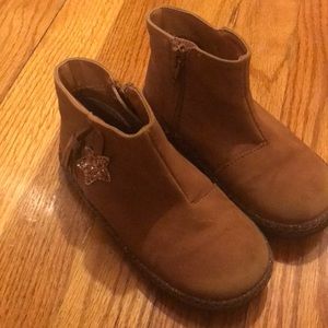 Little girl boots! Cat and jack